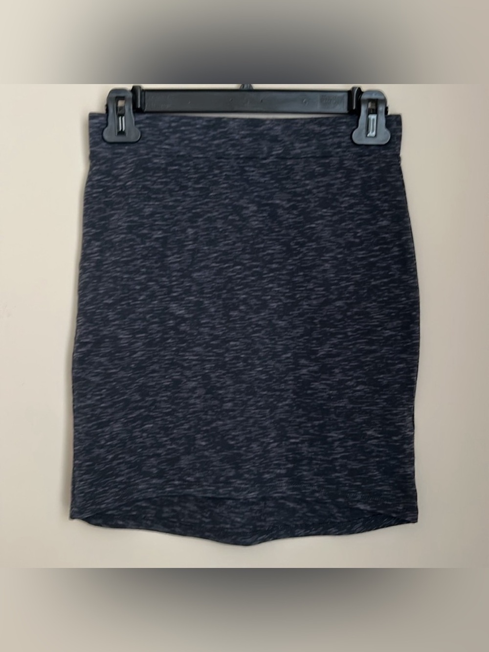 Divided by H&M Charcoal Grey Heather Stretch Knit Pencil Knee Length Skirt Sz XS
